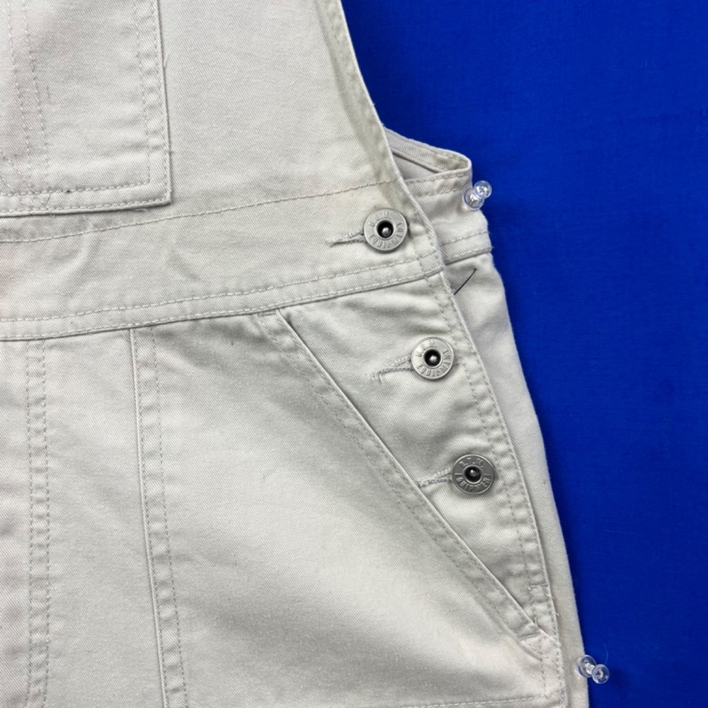 ↪️(Relisted!)VINTAGE Y2K |•B.U.M. EQUIPMENT•| Tan Khaki Overall Shorts - Picture 5 of 15